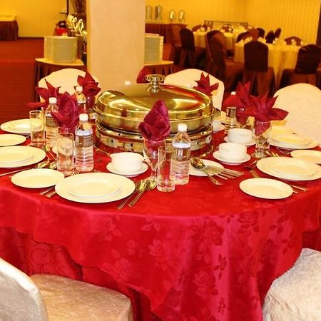 11@Century Hotel Johor Bahru Dış mekan fotoğraf