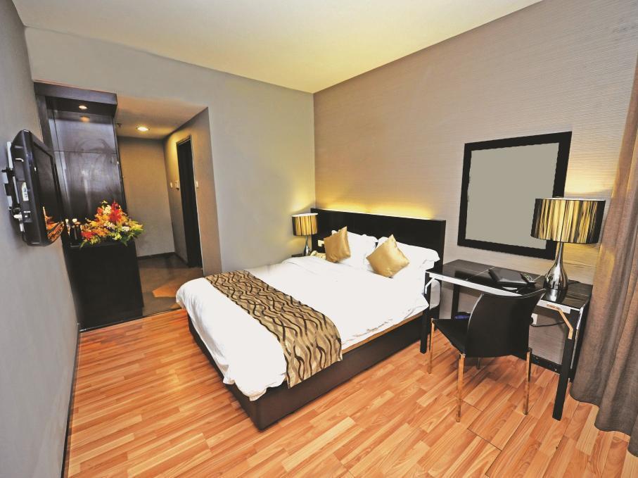 11@Century Hotel Johor Bahru Dış mekan fotoğraf